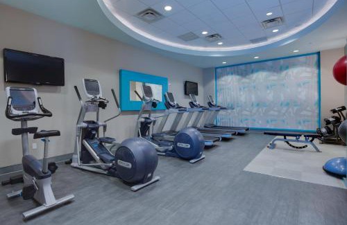 Poinciana Park Hotel | Crowne Plaza Hotel & Resorts Fort Lauderdale Airport/Cruise by IHG