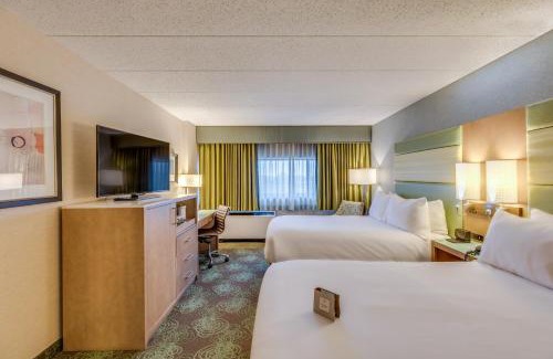 Waverly Hotel | Crowne Plaza Lansing by IHG