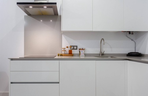 Old Town Apartment | CRUISE Adapted Apartment by Cadiz4Rentals