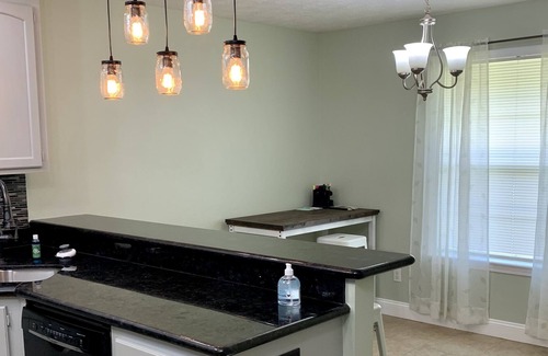 Milton House | Crystal Creek House with Pool & Hot Tub