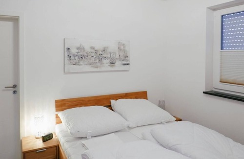 Trent Villa | "Crystal" Modern retreat