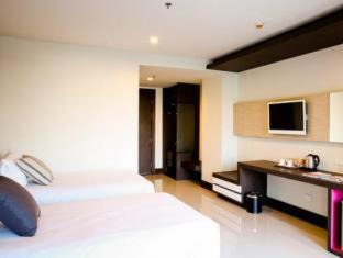 Lat Krabang Hotel | Crystal Suites Suvarnbhumi Airport