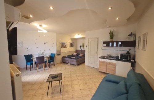 Tata Apartment | Csever Apartman