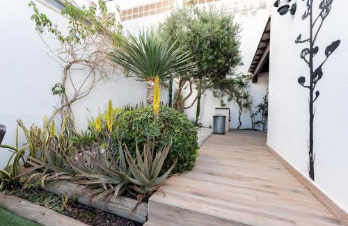 San Jose Villa | CT 297 AL - Faro's Villa Las Arenas - San José