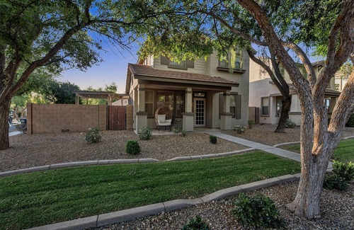 Gilbert House | Cuban inspired Mid Term Rental in the heart of Gilbert