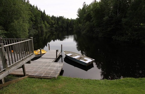 Murray Harbour Cottage | Cuddle Doon -1 Bedroom Cottage Forest & Lake PEI Cottages