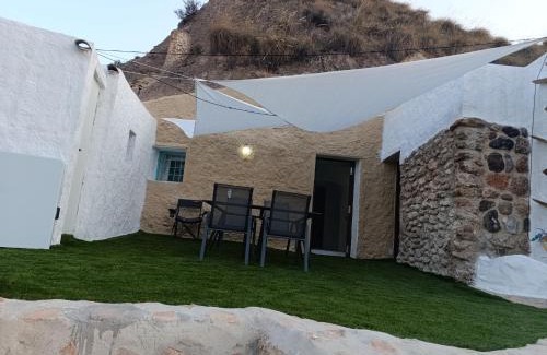 Bacor House | Cueva Doña Bona