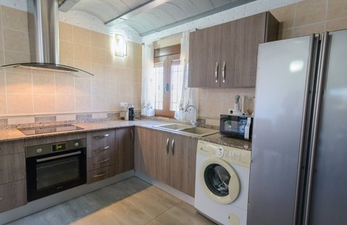 Fontanar Villa | Cuevas El Mirador Pozo Alcón by Ruralidays