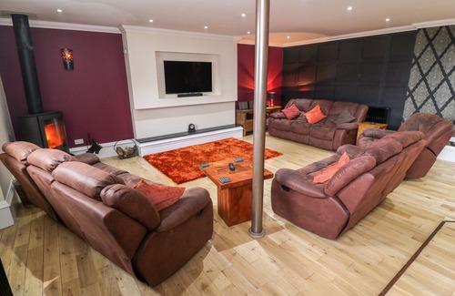 Powfoot Cottage | Cummertrees Church, ANNAN