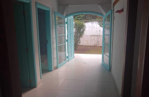 Praia da Fortaleza House | Curta a Natureza da Praia de Fortaleza Nesta Confortável Casa a 50m da Praia