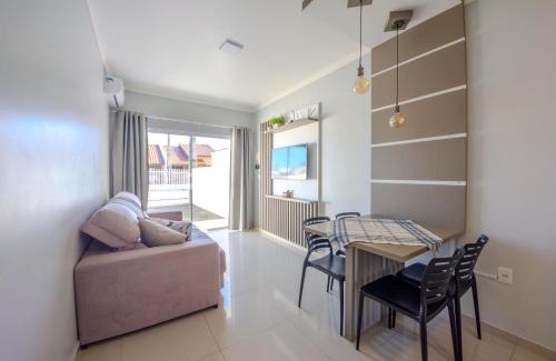 Praia da Armacao do Itapocoroi House | Curta Praia de Armação - Casa Girassol