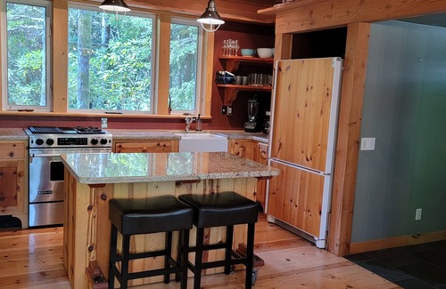 Port Orford Cabin | Custom A Frame Cabin n-Firepit & Grill-WIFI & W/D-nPet Friendly!nClose to Beach!