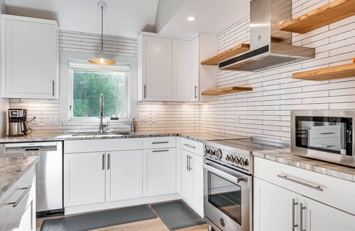 South Eliot House | Custom-Built Home Near Piscataqua River!