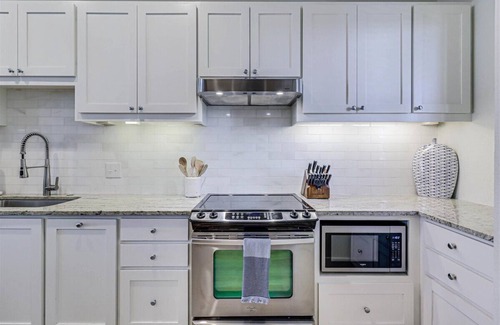 Cinnamon Shore Condo | Custom, Designer Condo w/Luxe Interiors+Enviable Amenities@Cinnamon Shore!