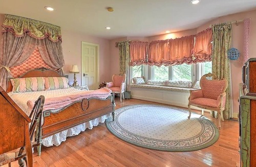 Bristol House | Custom Home on 14 Acres With Pool