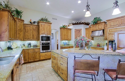 Anthem House | Custom home with heated spa and pool, 1 acre, No HOA, bring Rvs