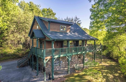 Cherokee Cabin | Customer Appreciation Year! See Discount information in Ad