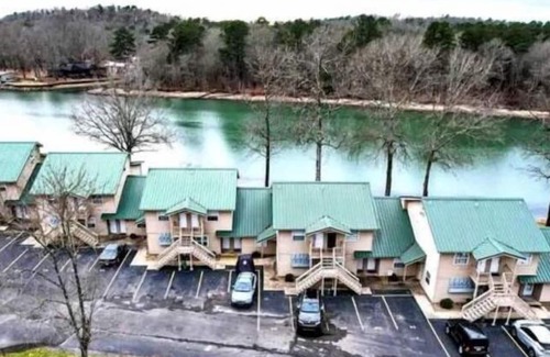 Mid America Apartment | Cute and Cozy! Great for a couple or small family