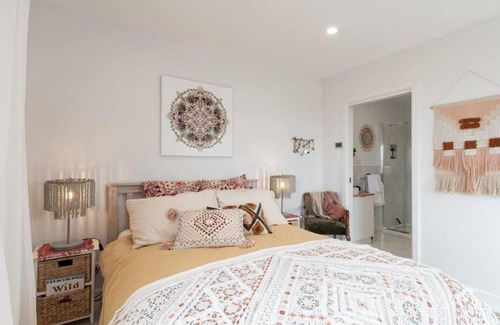 Lulworth Apartment | Cute as a button and on the beach
