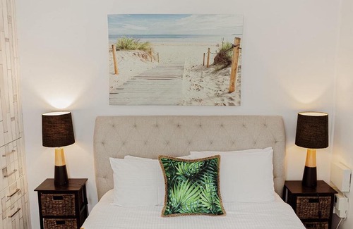 Parramatta Park House | Cute Cairns Cottage