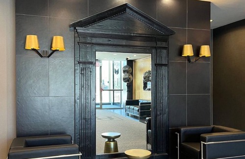 Beaconsfield Village Condo | Cute condo in trendy Queen West