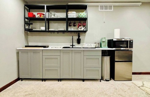 Clark County Apartment | Cute practical walkout basement studio