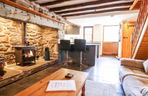 Llanbedr House | Cwm Yr Afon Cottage