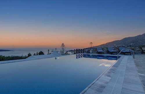 Vissa Villa | Cycladic Aura - Holiday cottage with private pool, panoramic sea and sunset view