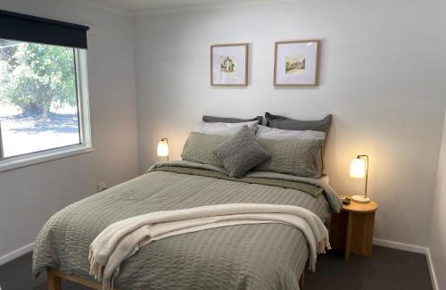 Wooragee House | Cycle on Star Lane