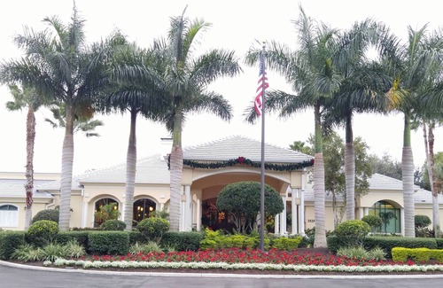 Naples Condo | Cypress Woods Golf & Country Club 2 Bed/2Bath with Den-Walking Distance to Club