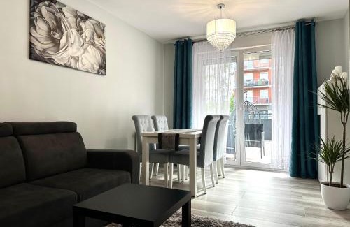 Psie Pole Apartment | Czartoryskiego Apart - Self Check-In 20h - Parking &Lift & 50m Terrace