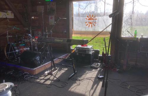 Dzwierzuty Villa | Czerwony domek w Słońcu Mazur