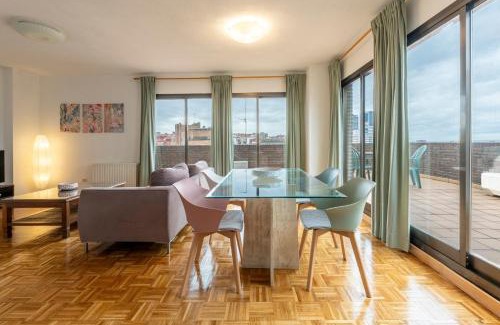 Almenara Apartment | Dúplex céntrico Ático TEMPORAL con Espectaculares Vistas PAT132