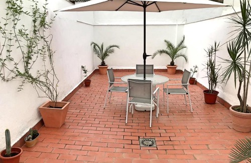 Ciudad Jardin Apartment | Dúplex con patio junto al centro