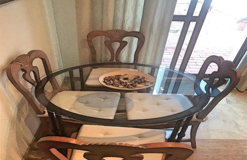 Ciudad Jardin Apartment | Dúplex con patio junto al centro