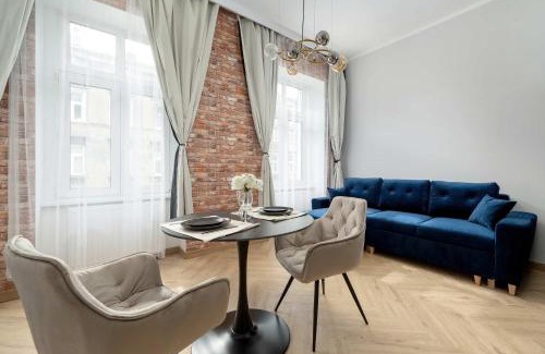 Wroclaw City Center Apartment | Dąbrowskiego Wrocław Climate Studio Pet Friendly by Noclegi Renters