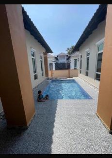 Kampung Telong Villa | D Aur Poolvilla Seaview