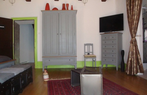 Cordes-sur-Ciel Bed & Breakfast | D'Ici et d'Ailleurs