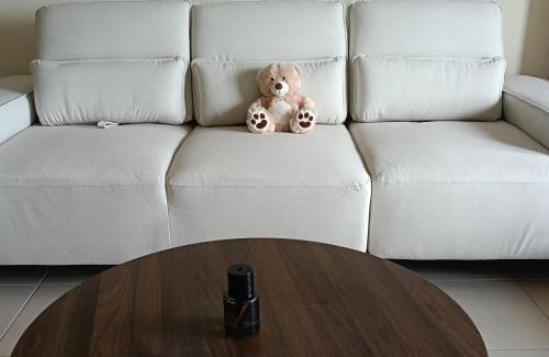 Kota Warisan Apartment | D2303 Alanis Blessed Home Near KUL Airport