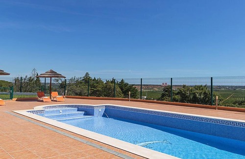 Monte Raposo House | Da Horta by Interhome