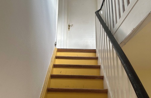 Plittersdorf Apartment | Dachgeschosswohnung im Villenviertel Nähe Rhein
