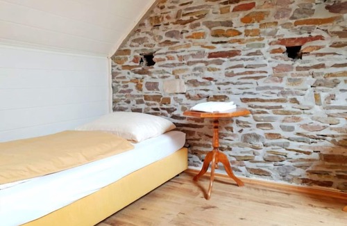 Ediger Apartment | Dachsuite by Interhome