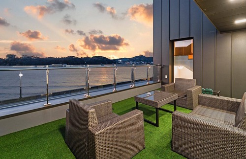 Ansan House | Daebudo Atiko Dokchae Pool Villa