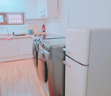 Daeyeon-dong Apartment | Daeyeon Stay Yeon