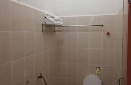 Kampung Gong Datok Hotel | Daisyinn Budget Hotel Kuala Terengganu