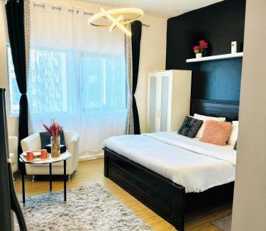 Al Nahda House | DALA MASTER Bedroom En-suite