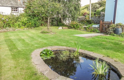 Lorton Cottage | DALE HOUSE, pet friendly, character holiday cottage in Lorton