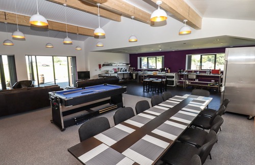 Ingleton Cottage | DALE'S LODGE, family friendly, with a garden in Ingleton