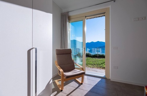 Parzanica Apartment | Dali in Spiglia With 2 Bedrooms and 1 Bathrooms