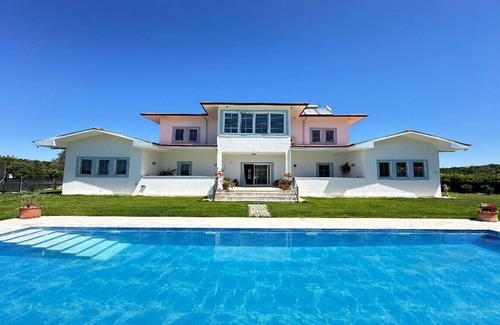 Dalyan Villa | Dalyan da Geniş Bahçeli , Konforlu , Müstakil Havuzlu Villa